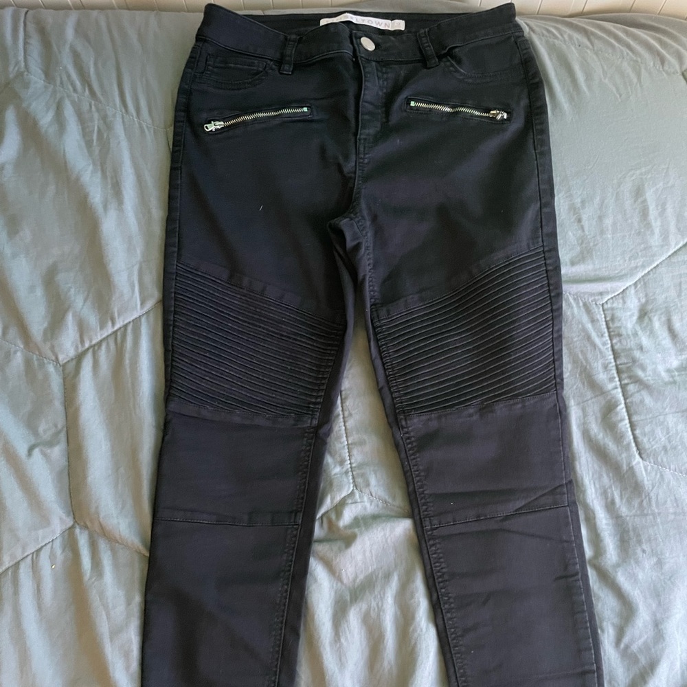 black jeggings